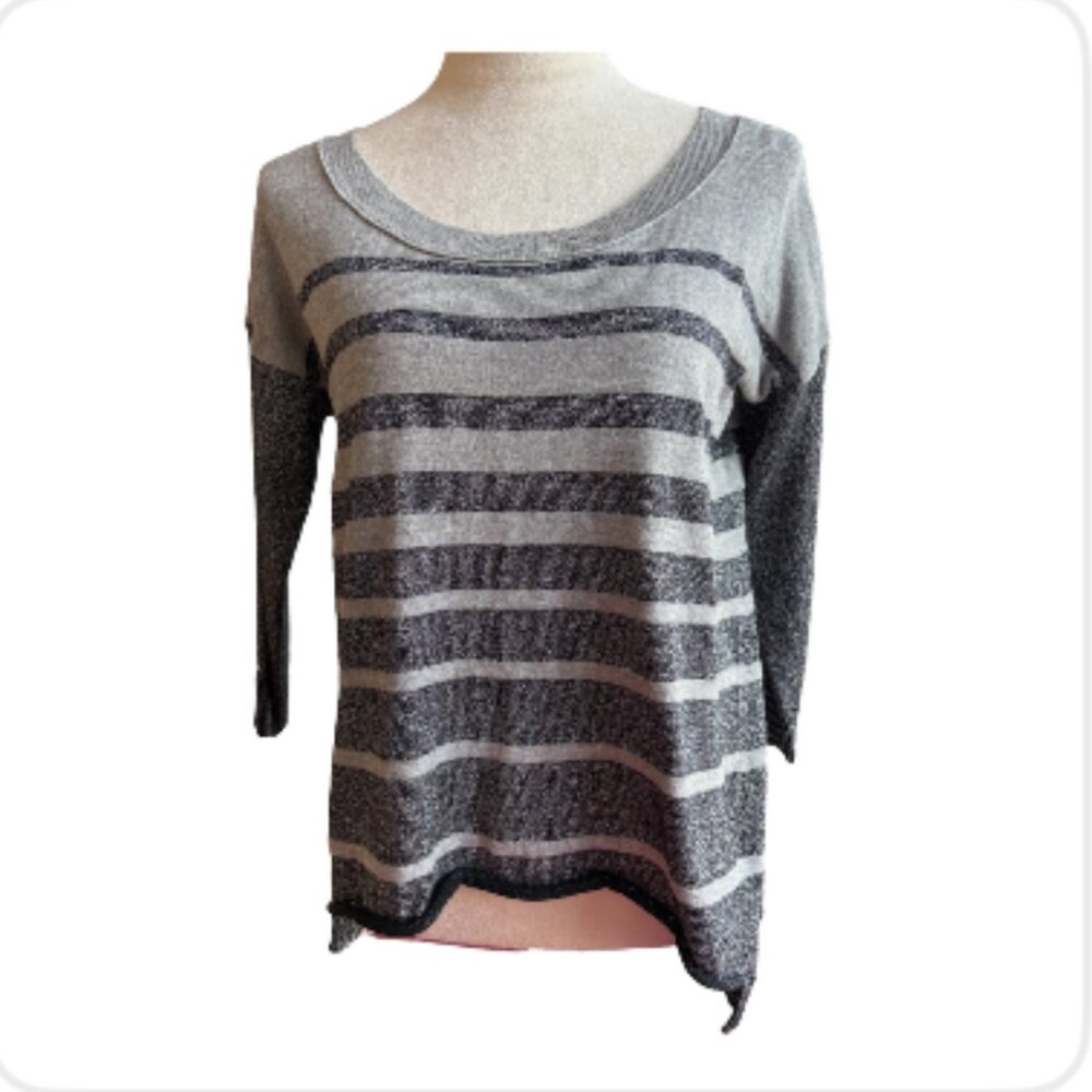 American Eagle Outfitters Lightweight Striped Sweater - Size S (276-1)